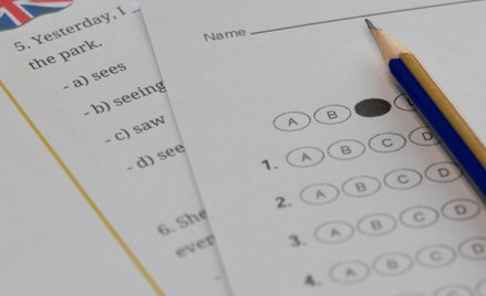 Egzamin ósmoklasisty z języka angielskiego jest obowiązkowy dla wszystkich uczniów