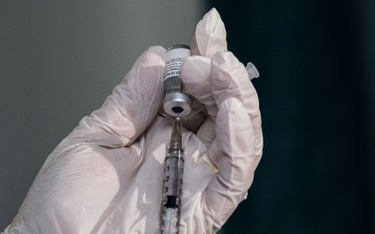 COVID-19: Miliardy ludzi nie otrzymają szczepionki do 2024 roku?