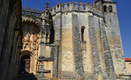 Charola, XII-wieczny kościół templariuszy w Tomar w kształcie rotundy
