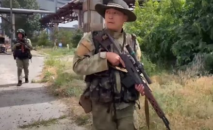 Rosyjski żołnierz brutalnie torturował ukraińskiego jeńca. Na podstawie filmu ustalono jego tożsamoś