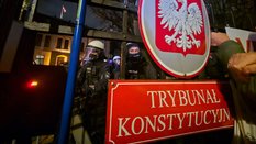 Prezydent wezwał do opuszczenia terenu TK przez policję