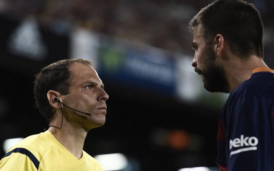 Gerard Pique ubliżał sędziemu