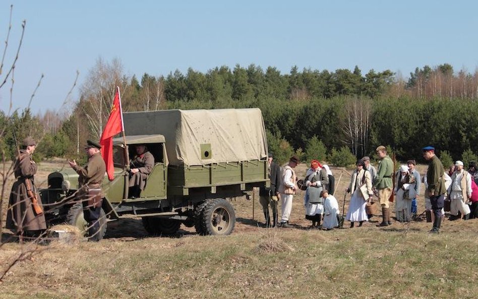 Kadr z filmu "Przez czerwoną granicę"