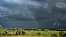 IMGW ostrzega przed burzami. We wtorek nadejdzie upał