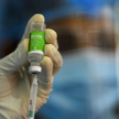 Koronawirus: Nieoficjalnie: Szczepionka AstraZeneca nie dla polskich seniorów