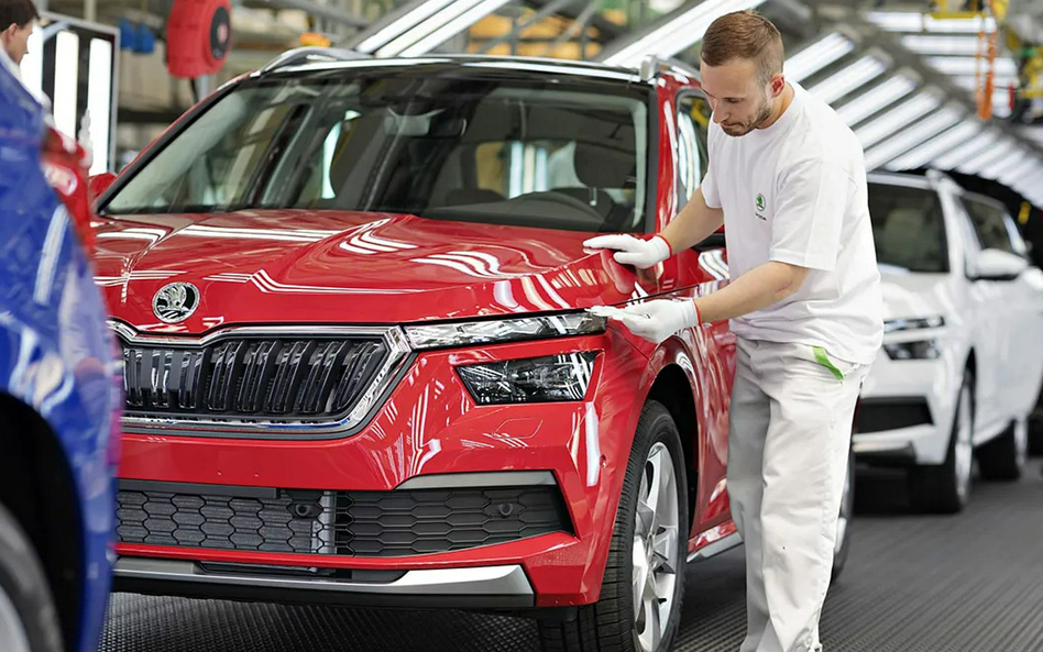 Europejska branża motoryzacyjna spodziewa się odbicia w 2023 roku