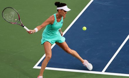 Radwańska odpada w Dubaju już w pierwszej rundzie