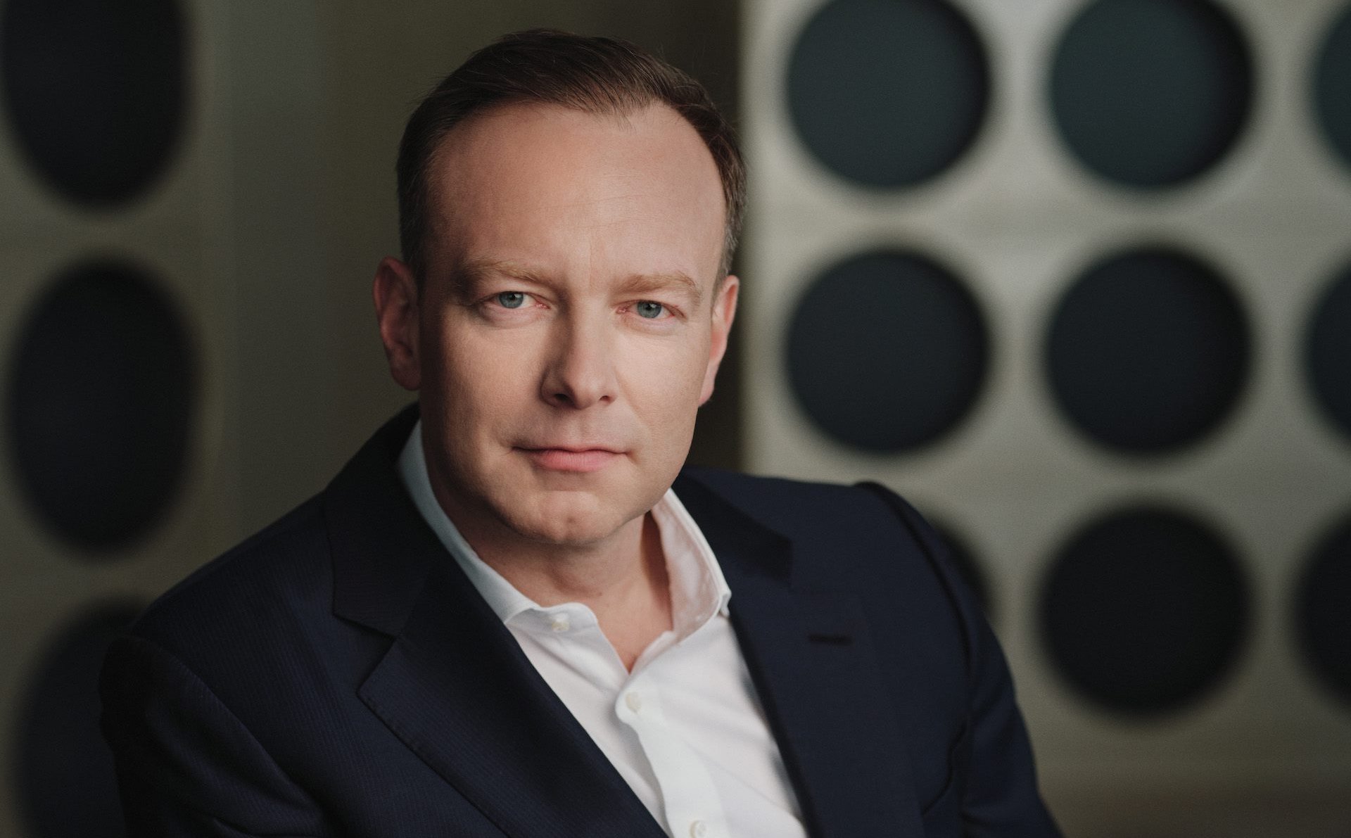 Eurocash stawia na franczyzę i odpuszcza detal. Kurs szuka dna