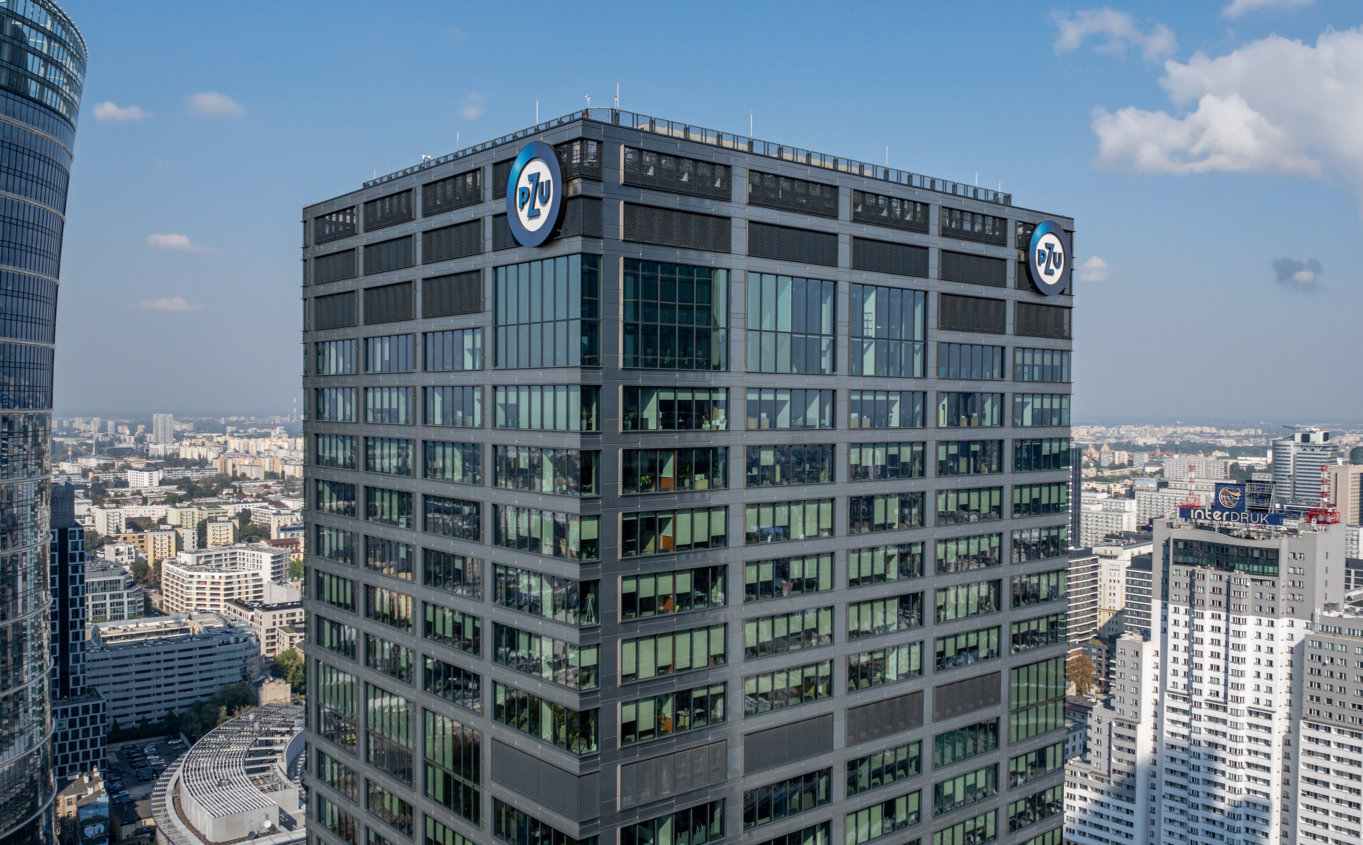 PZU i Bank Pekao chcą się połączyć. Powstanie gigant bankowo-ubezpieczeniowy