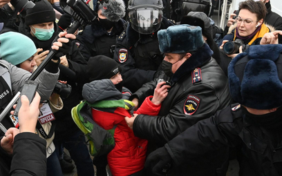 Protesty w Rosji: Zatrzymano ponad 2000 osób. Wśród nich żona Nawalnego