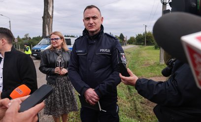Marcin Sawicki z Policji i rzecznik Prokuratury Okręgowej w Radomiu Aneta Góźdź podczas konferencji 