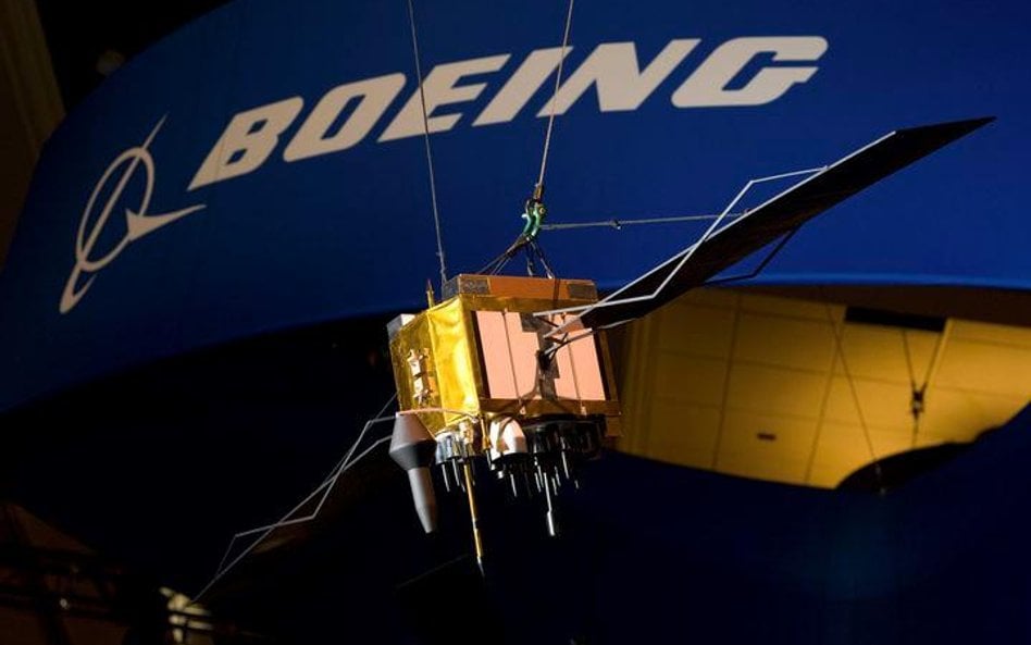 B787: wojna na słowa władz z Boeingiem