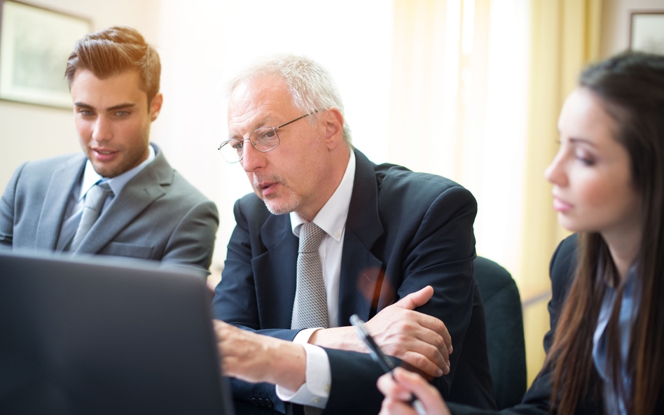 Jak przekazać biznes kolejnemu pokoleniu i nie wpaść w pułapkę?