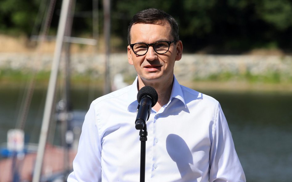 Mateusz Morawiecki przez trzy lata miał u Polaków bardzo dobre notowania, obecnie lecą one na łeb na