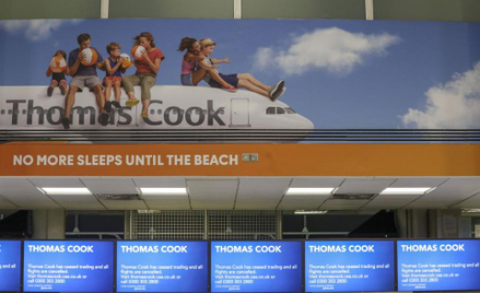 Thomas Cook poleciał na dno