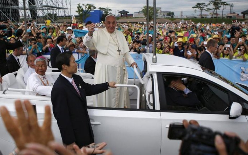 Franciszek w czasie spotkania z młodzieżą azjatycką w Haemi. Fot. Kim Hong-Ji