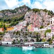 Amalfi to jedna z największych atrakcji turystycznych południa Włoch.