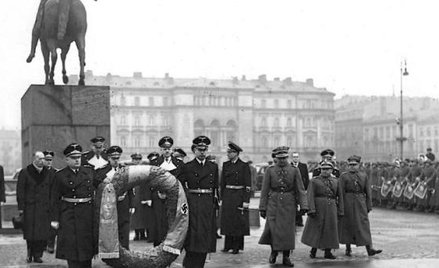 Nędza brązowników historii