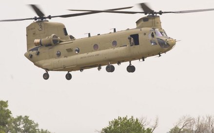 Do Powidza zostanie przywiezionych ok. 10 ciężkich dwuwirnikowych śmigłowców transportowych Chinook