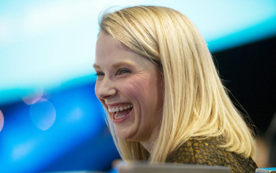 Marissa Mayer zarobi na sprzedaży Yahoo