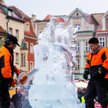 Festiwal Rzeźby Lodowej trwa na Starym Rynku w Poznaniu