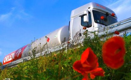 Orlen liderem wzrostu i obrotów wśród spółek WIG20