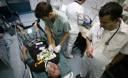 Pacjent powinien dostać od lekarza przystępną informację o stanie zdrowia, rozpoznaniu i następstwac