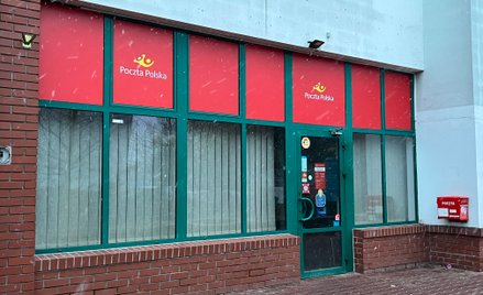 Poprzedni zarząd Poczty Polskiej zamienił urzędy pocztowe w stragany z ofertą typu „miód, widły, pow
