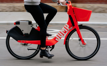 Uber przesadzi Polaków na rowery elektryczne