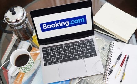 Booking.com zajął pierwsze miejsce, rugując z niego Expedię