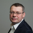 Piasecki: Wojska na łasce polityków