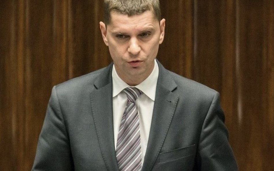 Szef MEN nie wyklucza zmian w przebiegu roku szkolnego