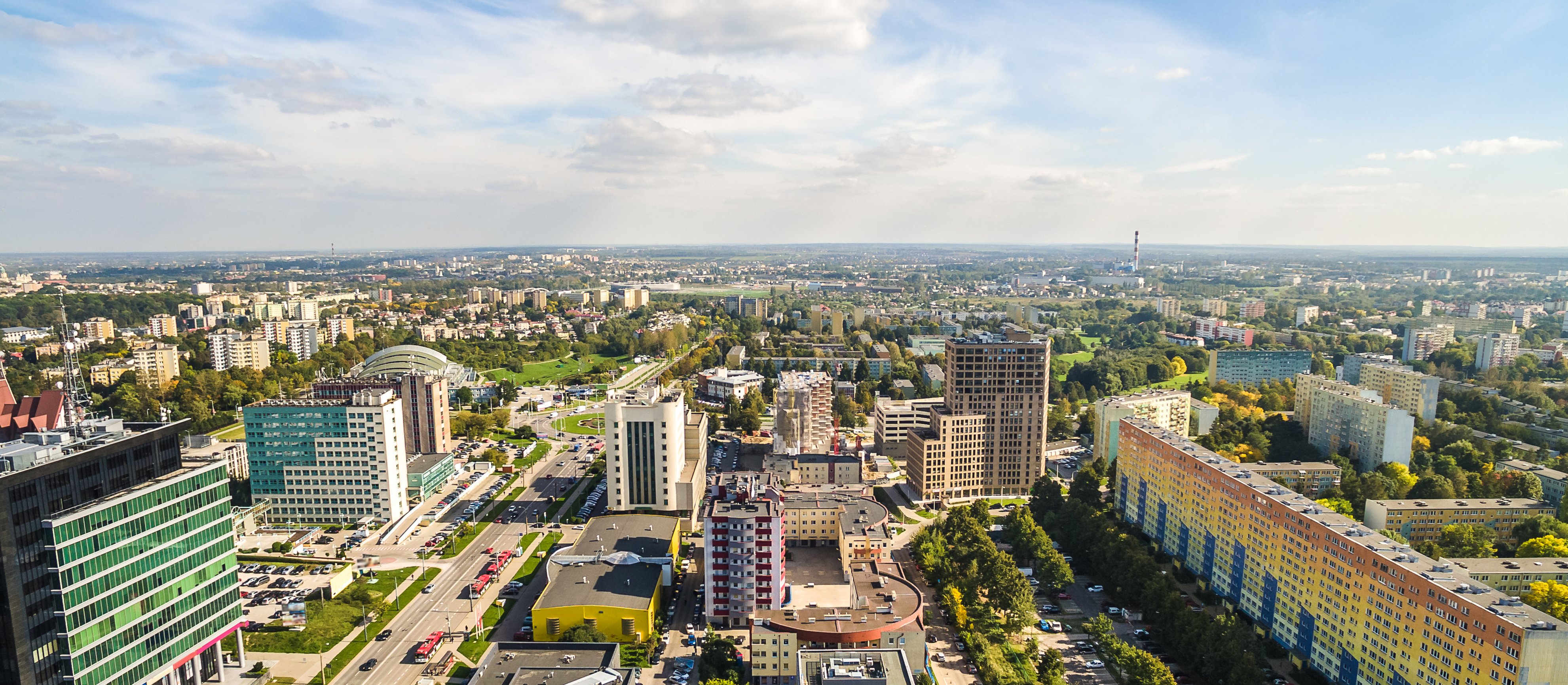 Słynne pole w środku osiedla sprzedane. Powstaną na nim bloki