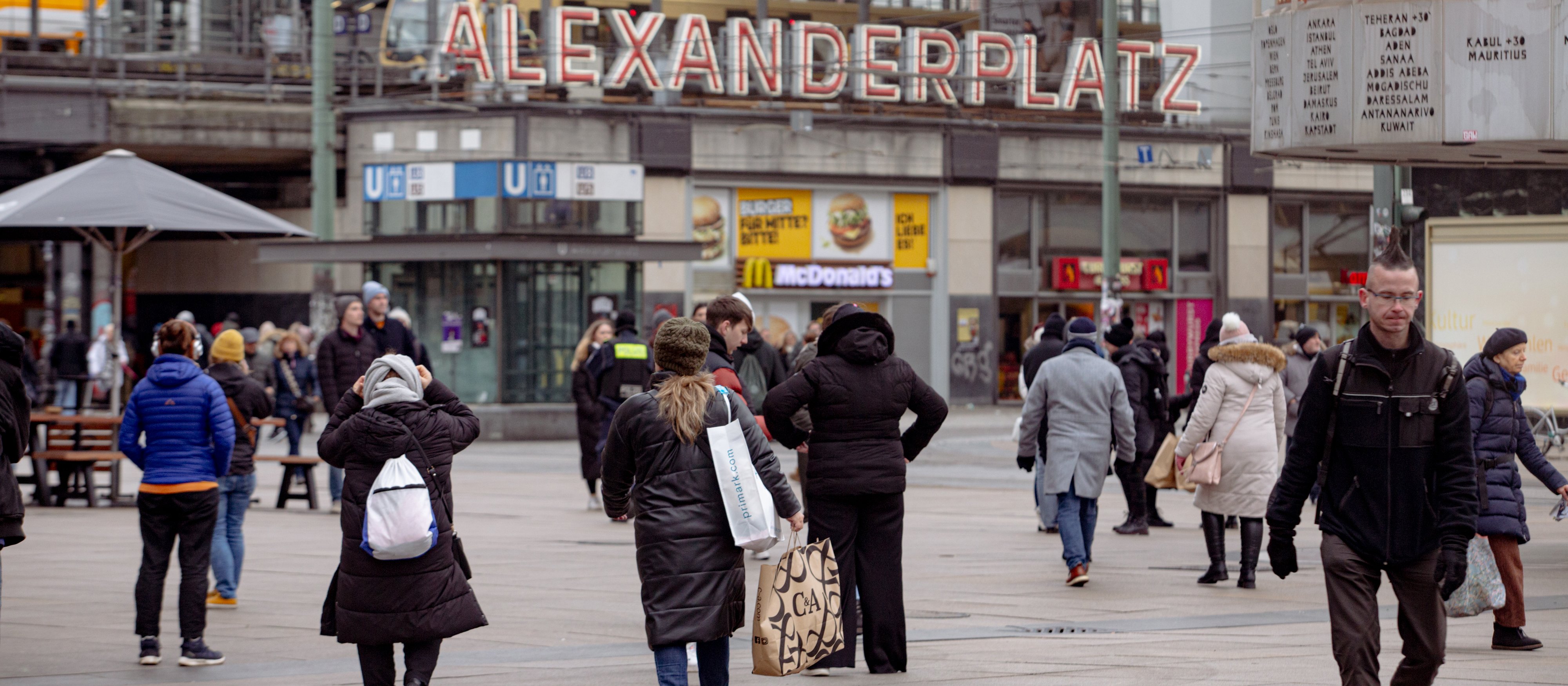 Ile Niemcy mają zasiłków? Ponad 500, właśnie policzyli. A budżet trzeszczy