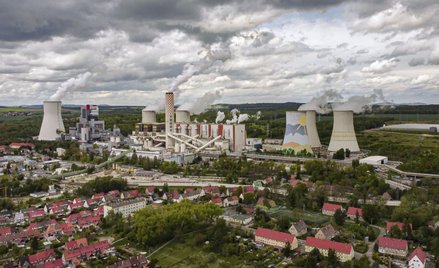Widok z drona na Kopalnię Węgla Brunatnego Turów w Bogatyni