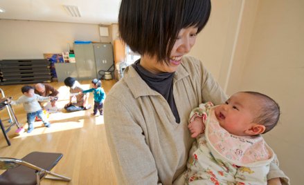 W 2022 r. Japonia odnotowała mniej niż 800 tys. urodzeń po raz pierwszy od 1899 roku.