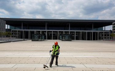 Lotnisko w Berlinie: skarbonka bez dna?