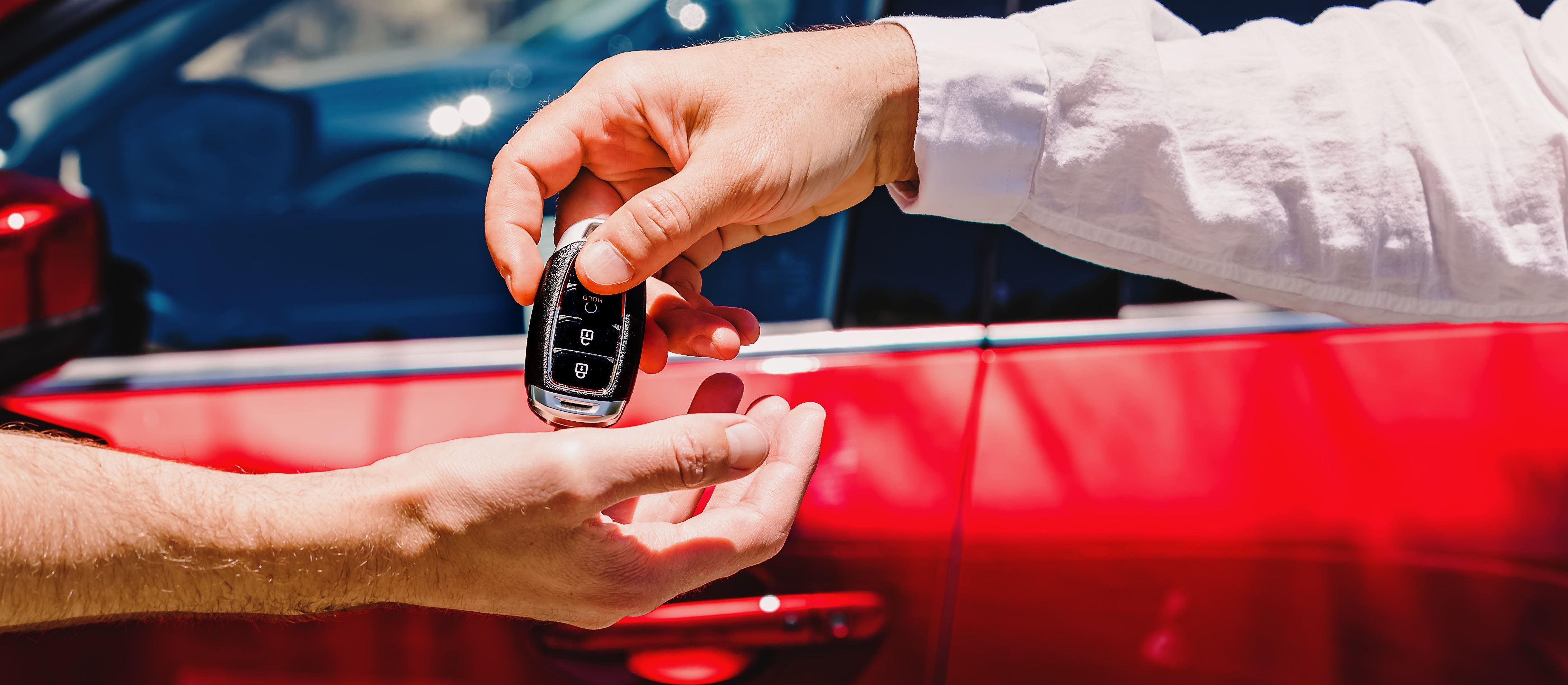 Niezbędnik przedsiębiorcy: auto po leasingu dla krewnego * KSeF: spóźniona faktura * VAT od cudzych zobowiązań * opodatkowanie zdalnej pracy * reforma PIP * neutralność płciowa w anonsach