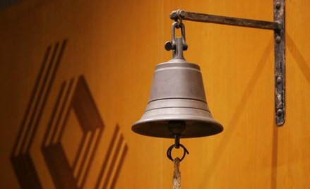 Stabilny WIG20 na początku sesji