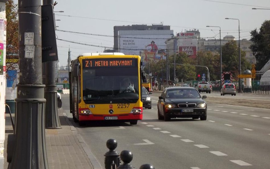 Bezpłatna komunikacja nie dla wszystkich