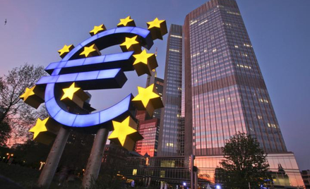 Strefa euro szuka ratunku
