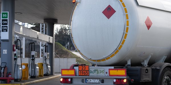 Rząd podał maksymalne ceny paliw na weekend