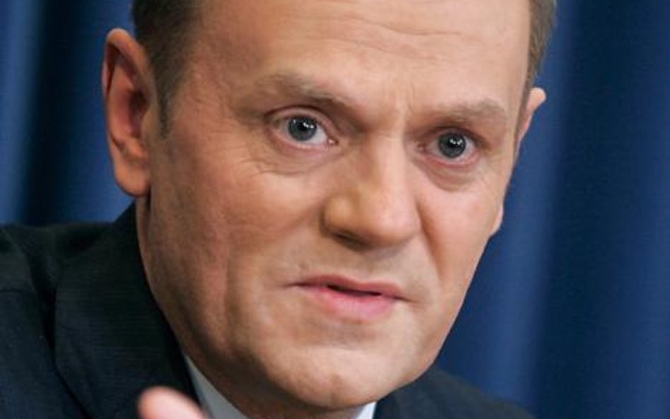 Premier Donald Tusk uspokoił wczoraj bankowców.