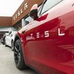 #WykresDnia: Tesla spada coraz niżej