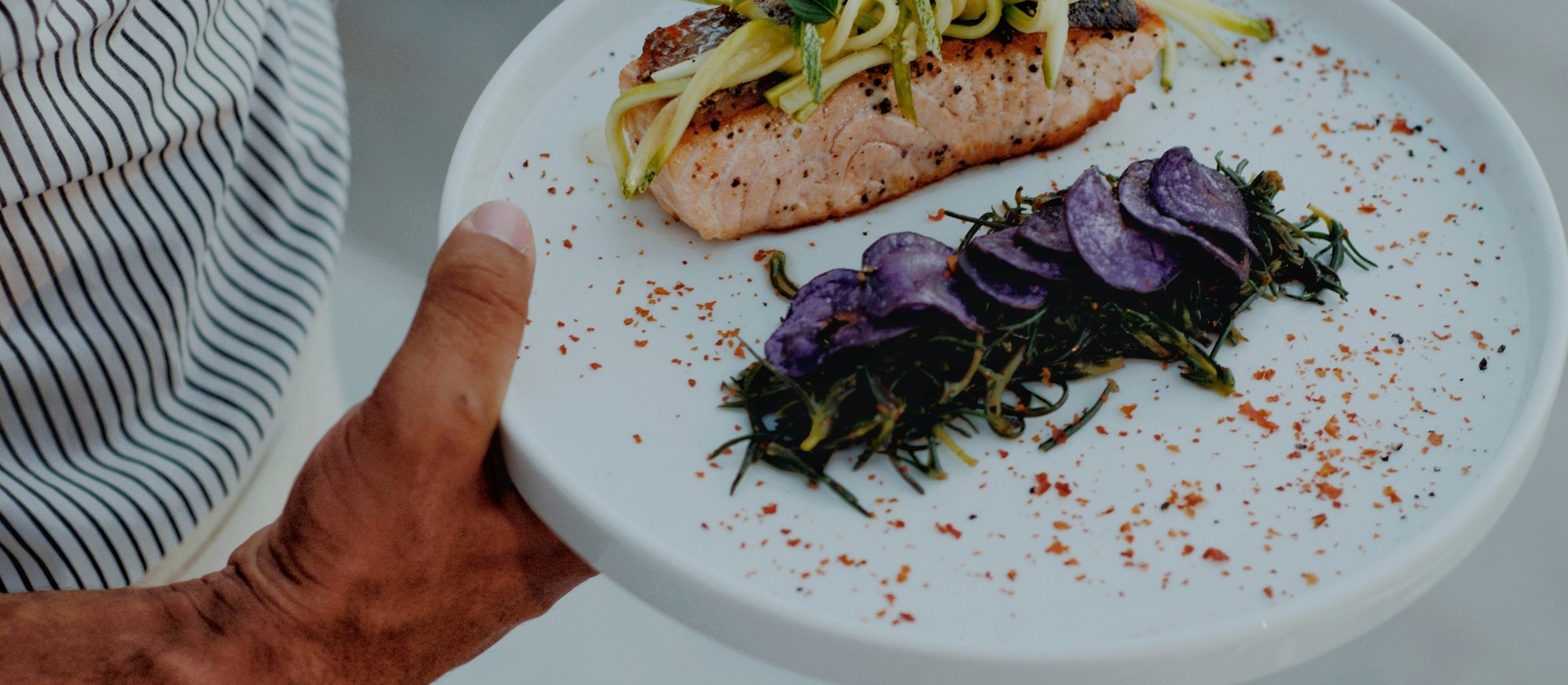 „Kryzys anchois” w gastronomii. Sardela znika z restauracji w Europie