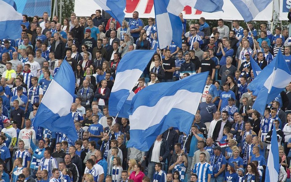 Ekstraklasa: Przełamanie Miedzi po błędzie bramkarza