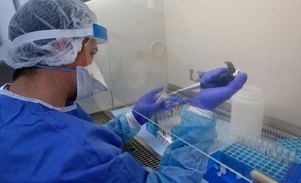 Epidemia koronawirusa w Polsce: We wtorek zmarło 19 osób