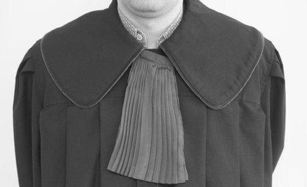KRDP rozważa, by togi doradców miały szary żabot, ale wielu doradców w ogóle nie chce tóg