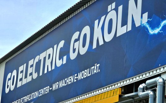 Rozpoczęcie produkcji elektrycznego Forda Explorera