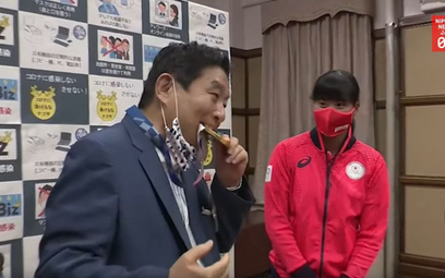 Japonia: Burmistrz ugryzł medal, olimpijka dostanie nowy Test
